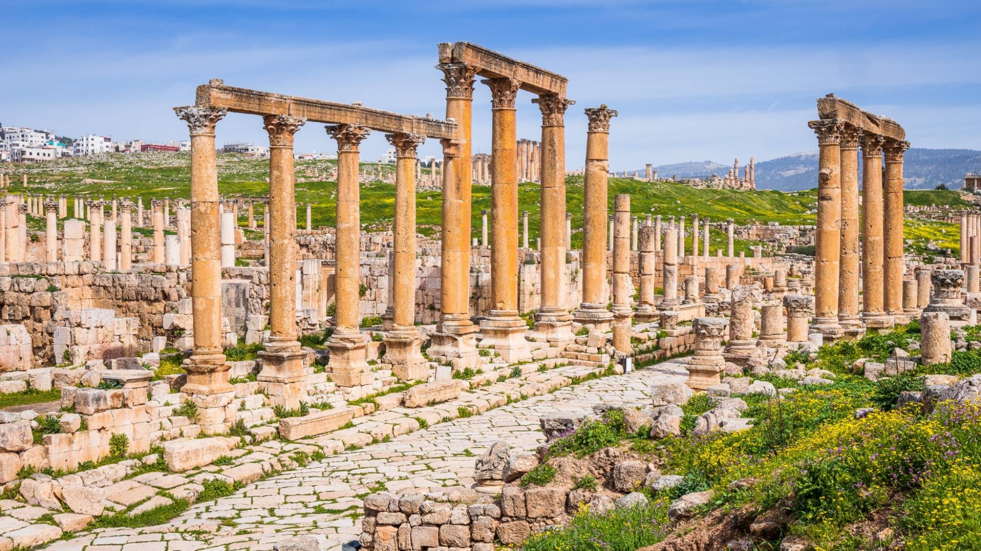 شارع الأعمدة في جرش "أرشيفية"