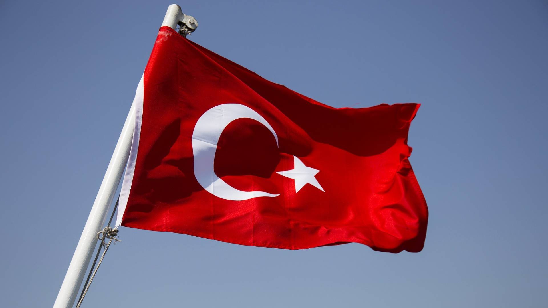 تركيا: لم نتلق أي طلب بالسماح لطائرة نتنياهو باستخدام مجالنا اللجوي