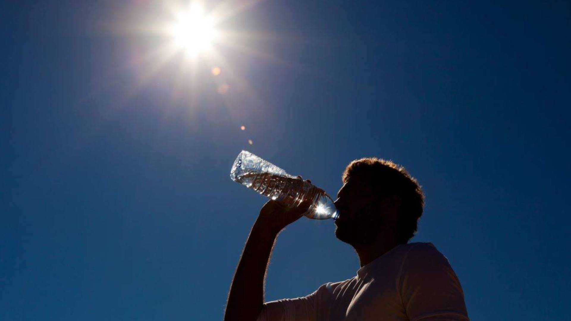 أجواء حارة - تعبيرية