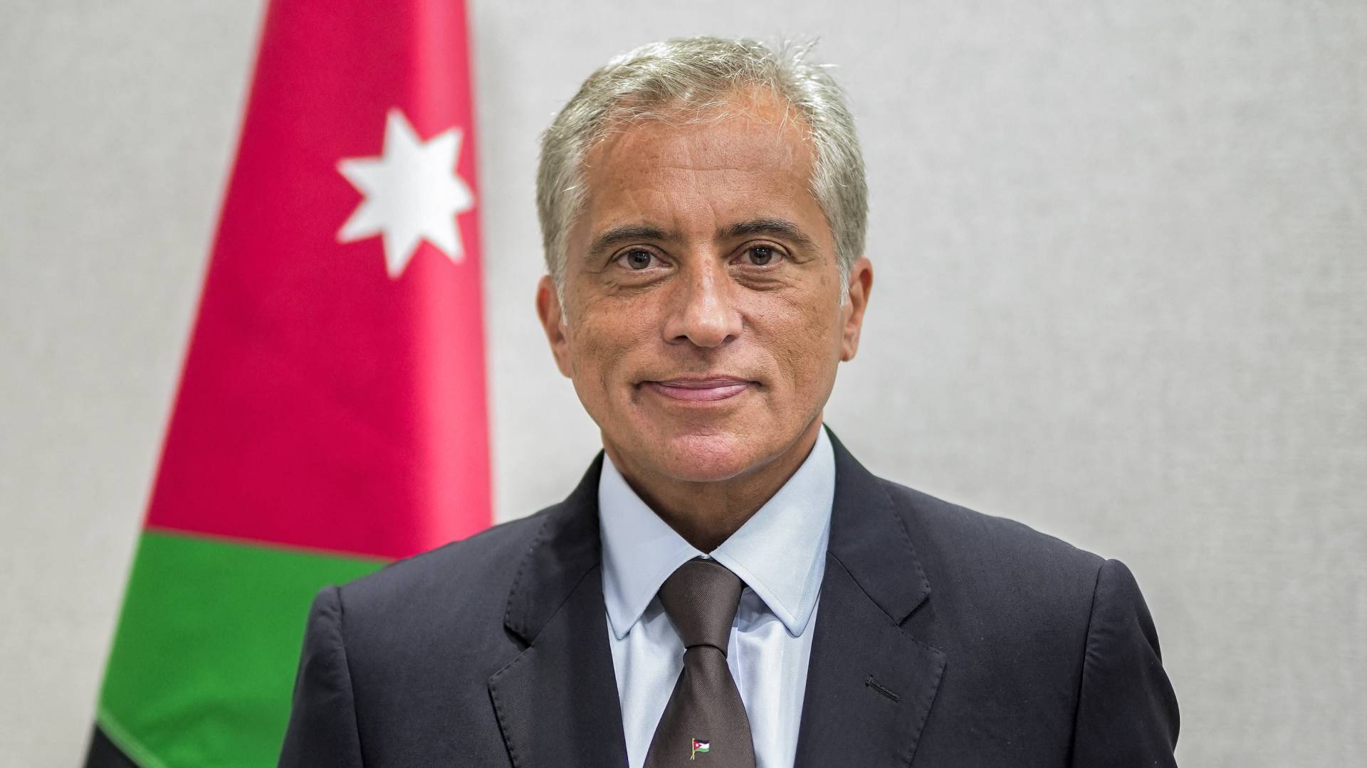 رئيس الوزراء جعفر حسان