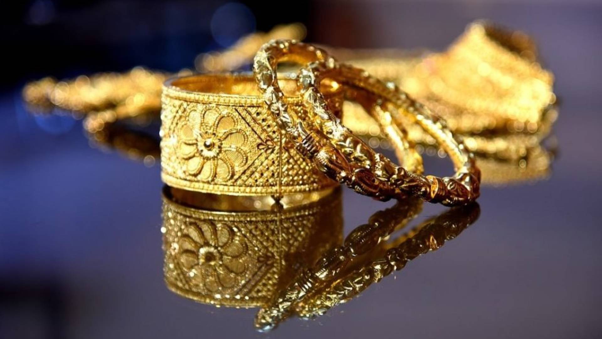 مجوهرات ذهبية