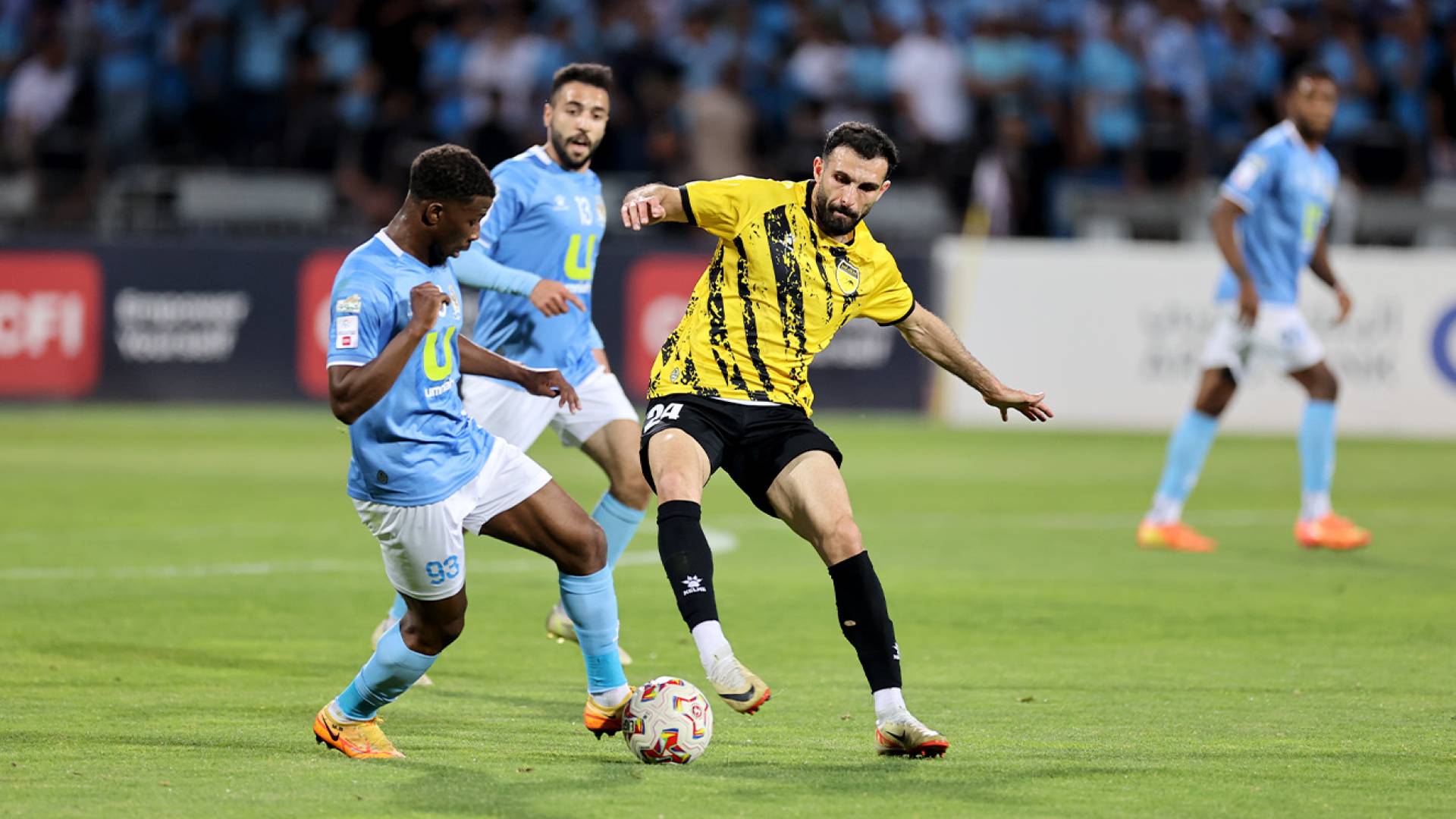 من مباراة الحسين والفيصلي