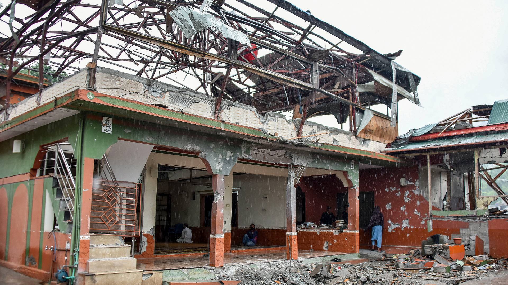 دمار في باكستان