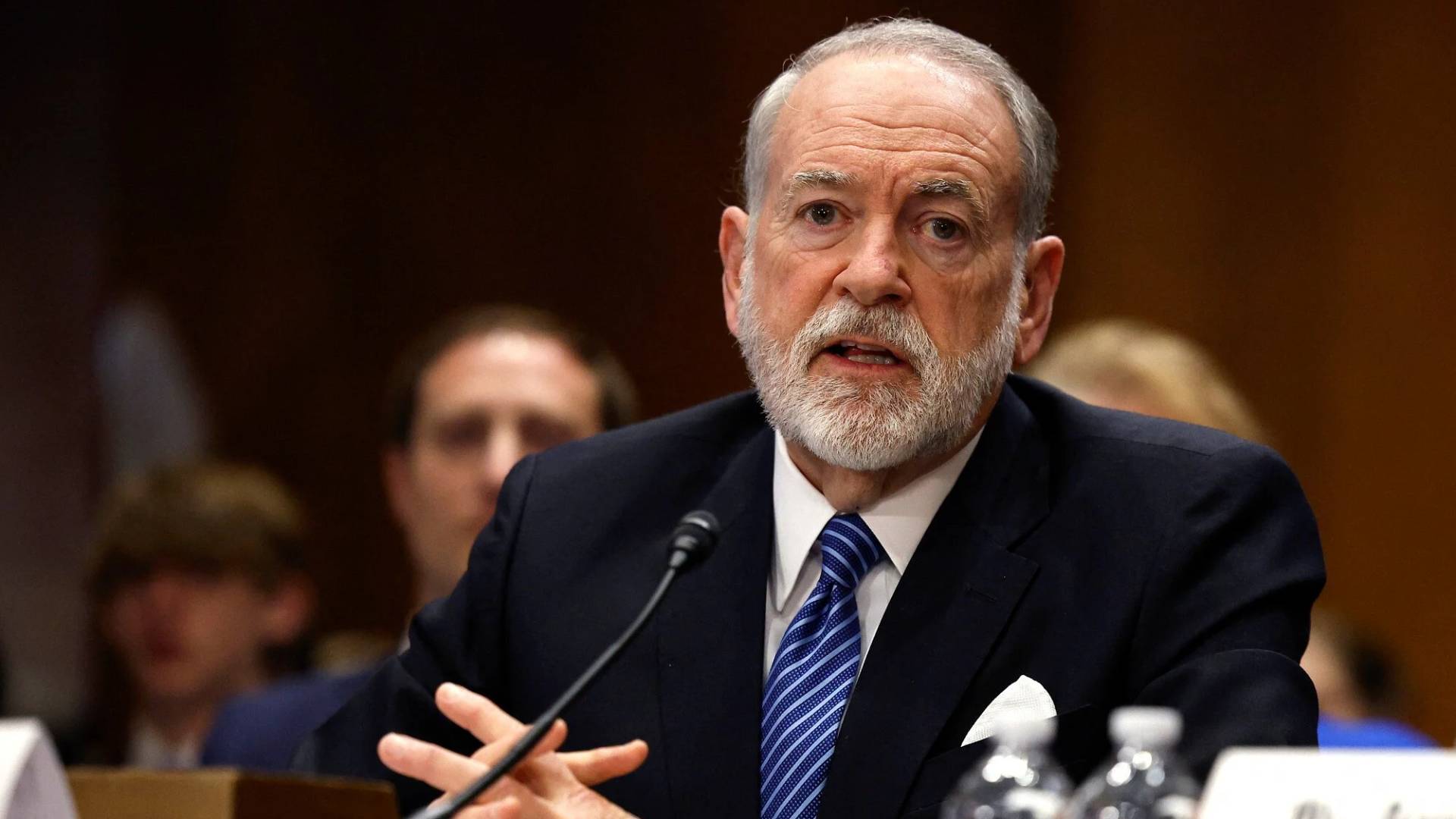 السفير الأمريكي لدى الاحتلال مايك هاكابي