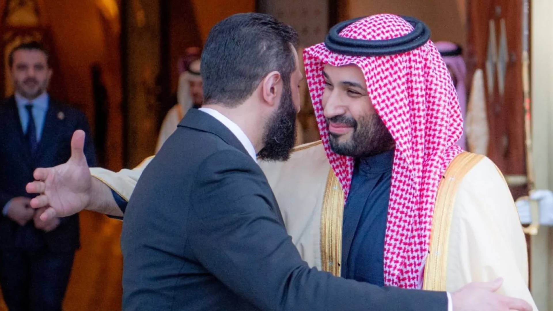 ولي العهد السعودي والرئيس السوري أحمد الشرع