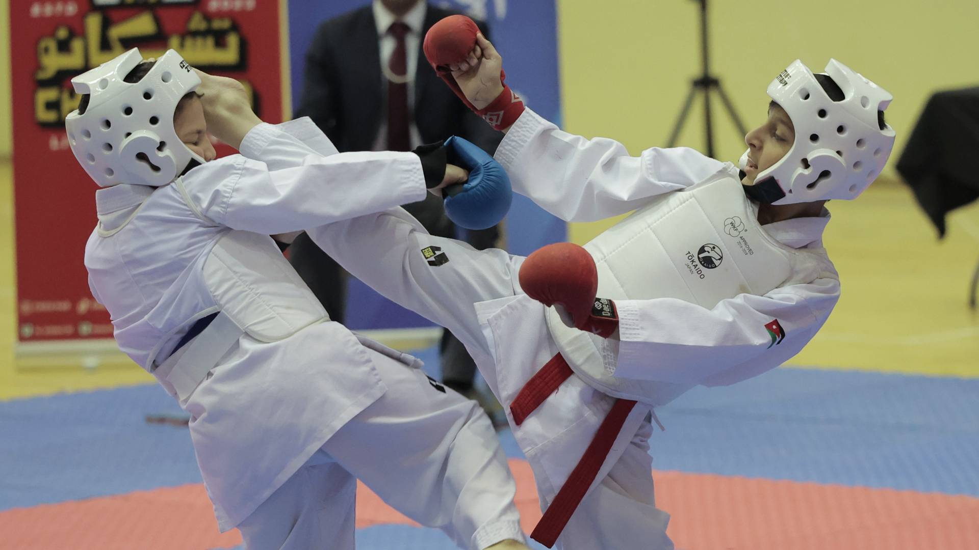 من المنافسات