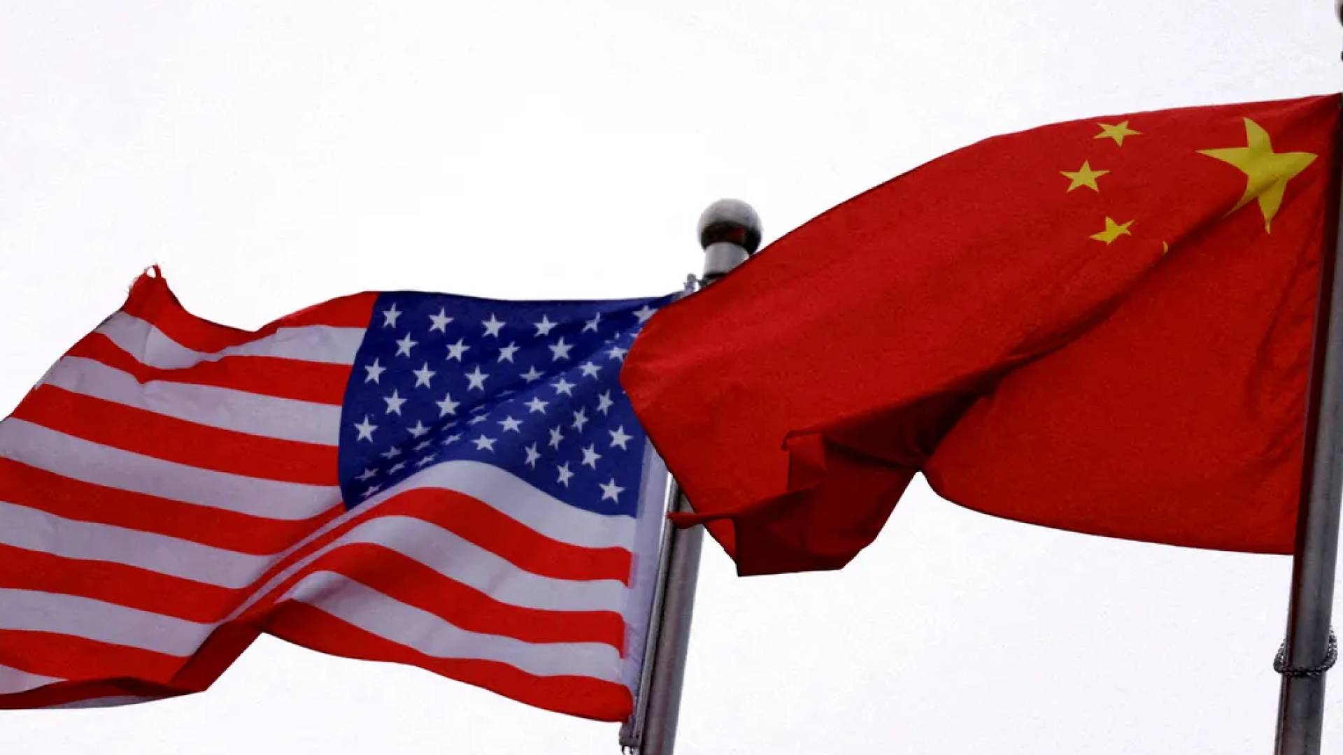 علما الصين وأمريكا