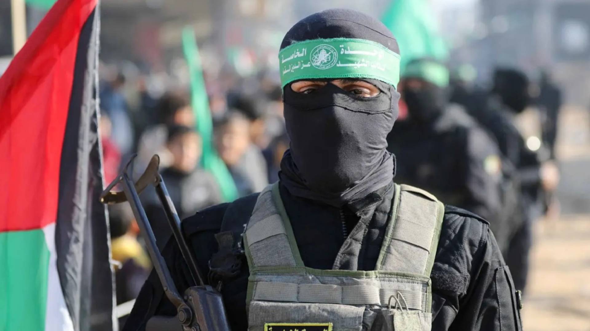 أحد عناصر القسام الذراع العسكري لحركة حماس