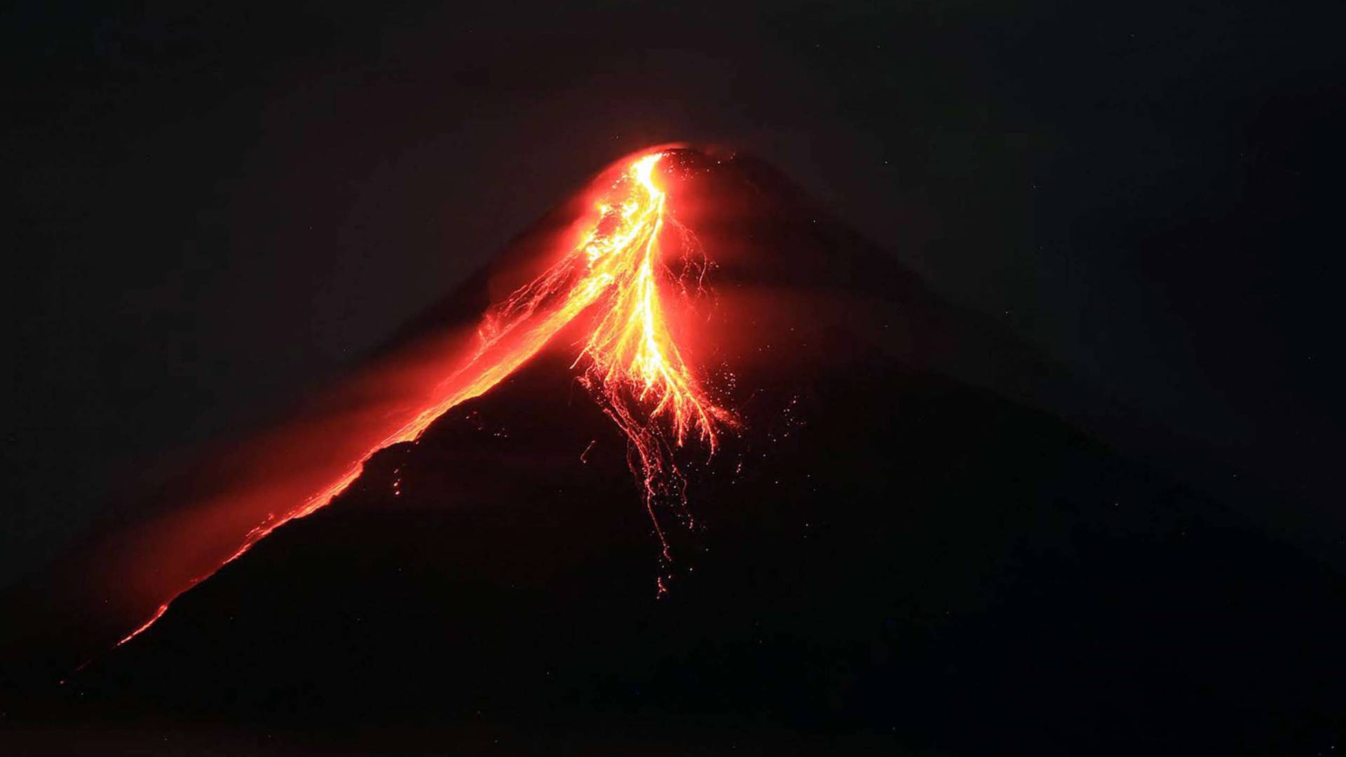 ثوران بركان في الفلبين