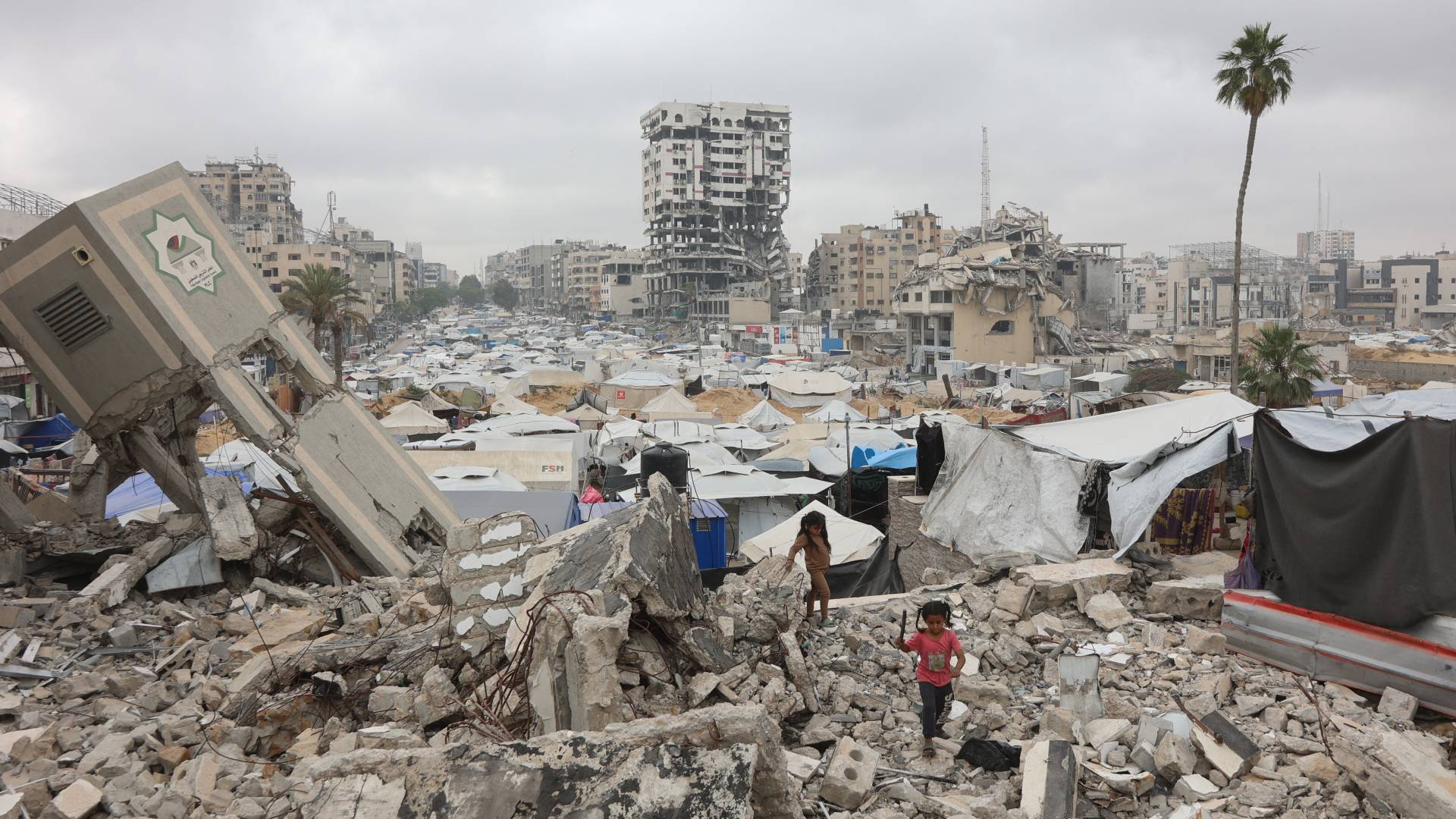 جانب من الدمار الذي خلفه الاحتلال في قطاع غزة