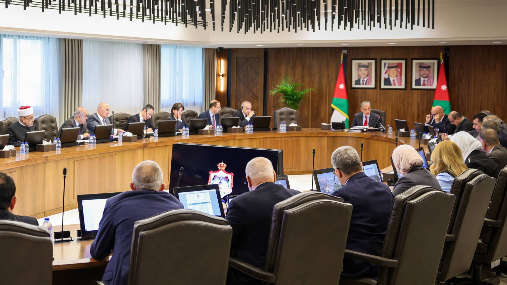 مجلس الوزراء