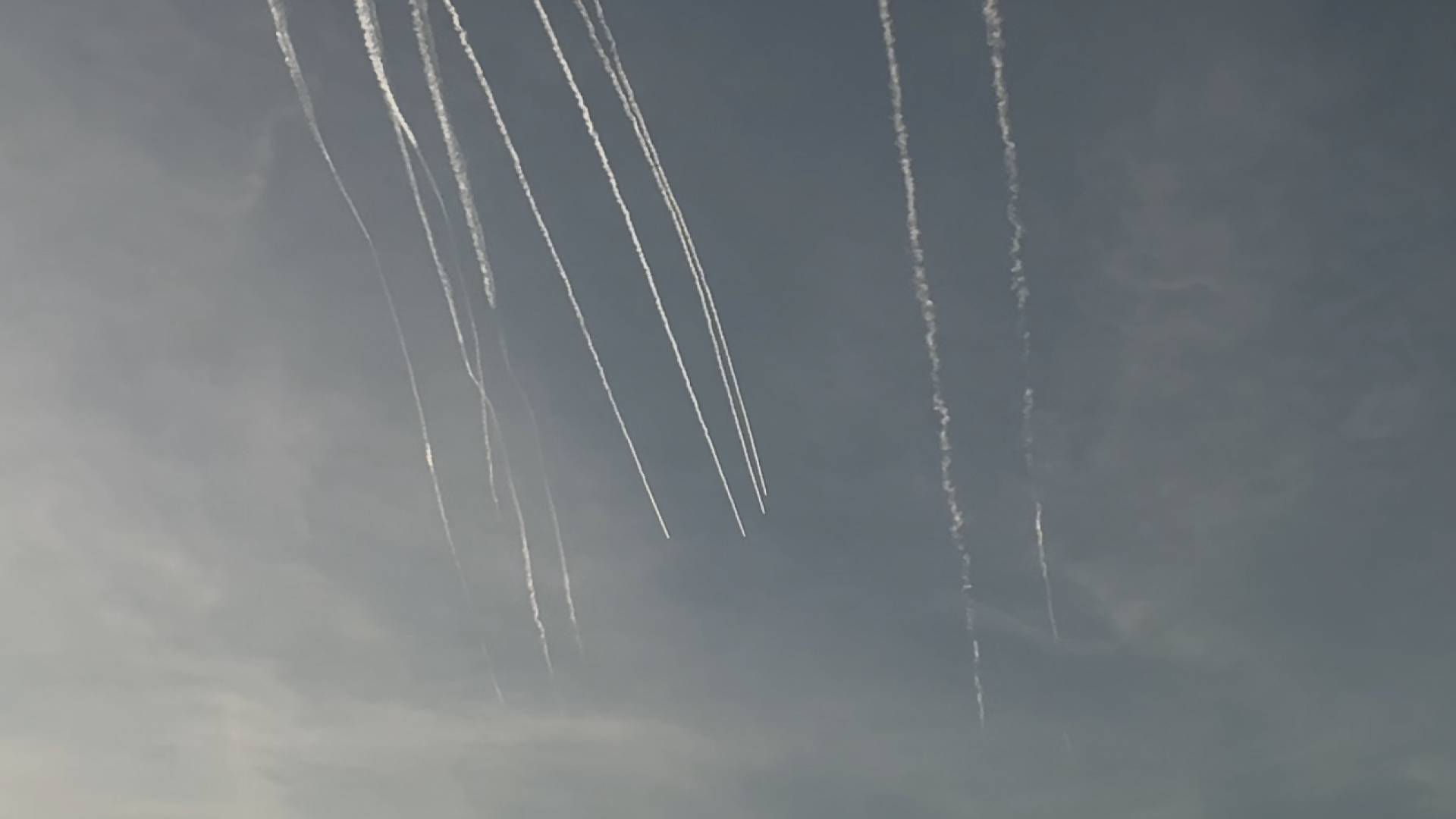 أجسام طائرة في سماء أم الرشاش إيلات