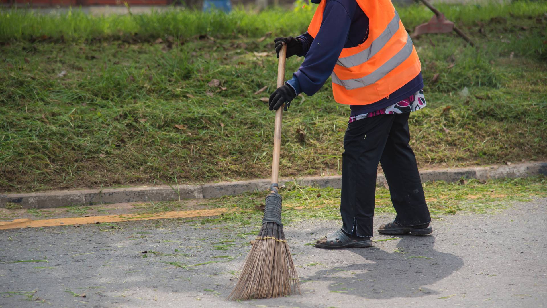 عامل نظافة - تعبيرية