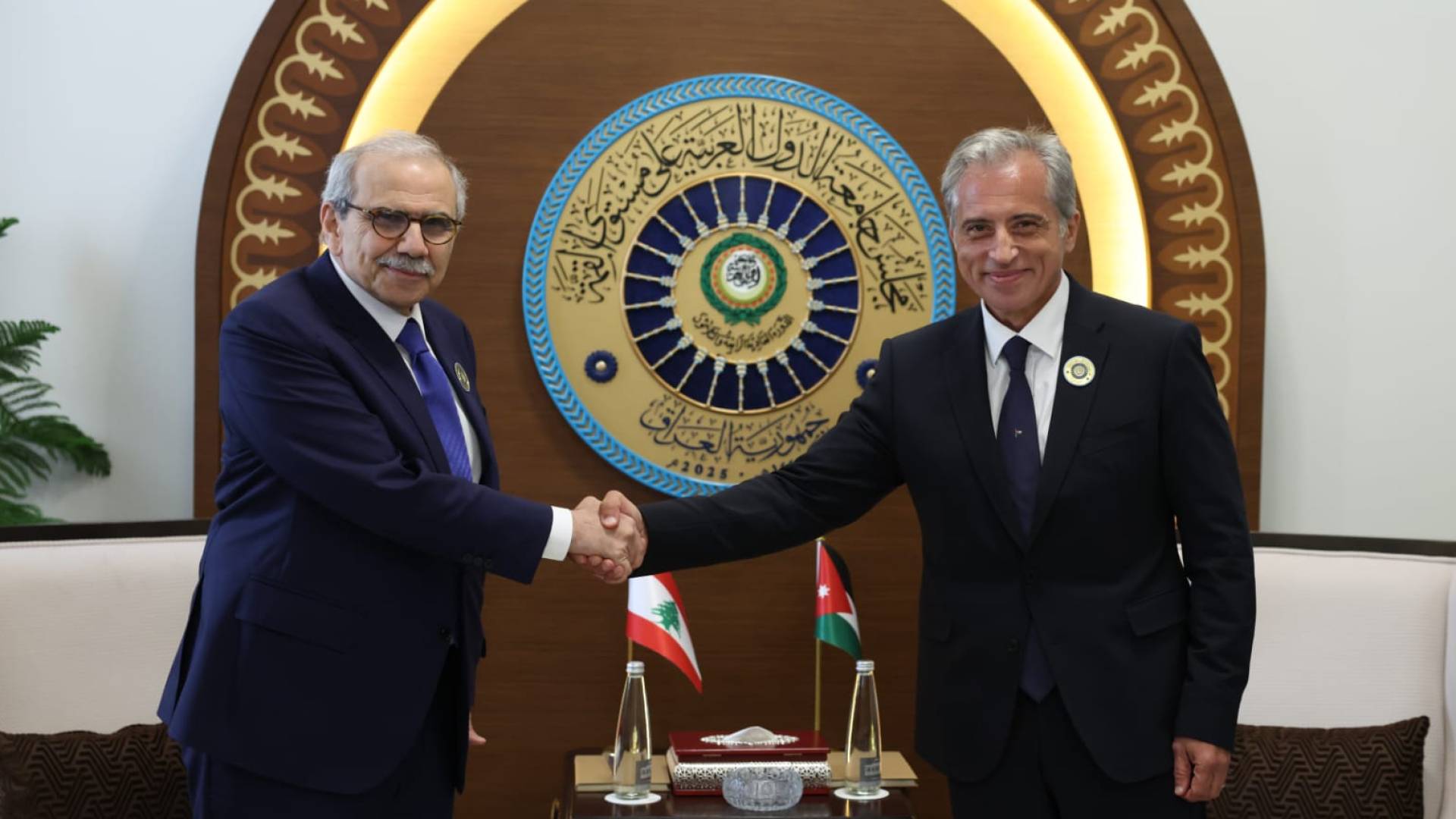 رئيس الوزراء الدكتور جعفر حسان ونظيره اللبناني  نواف سلام