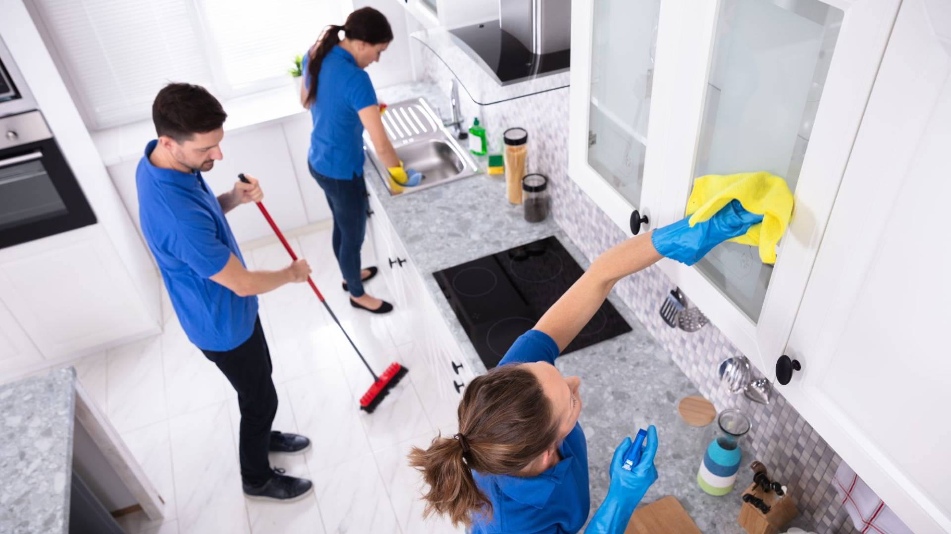 صورة تعبيرية لتنظيف المنازل