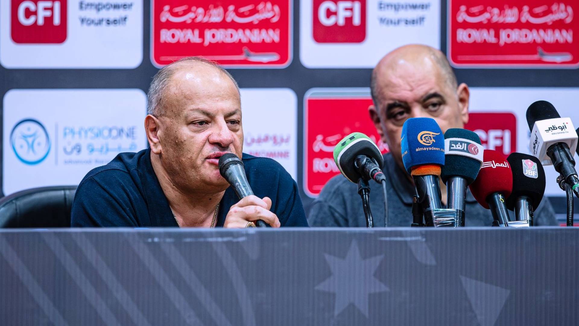 من المؤتمر الصحفي