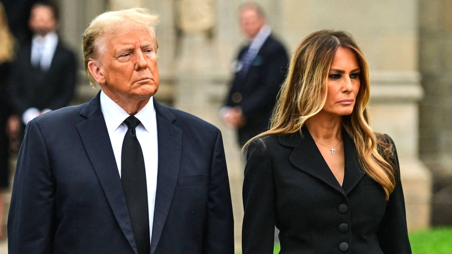 الرئيس الأمريكي دونالد ترمب وزوجته ميلانيا