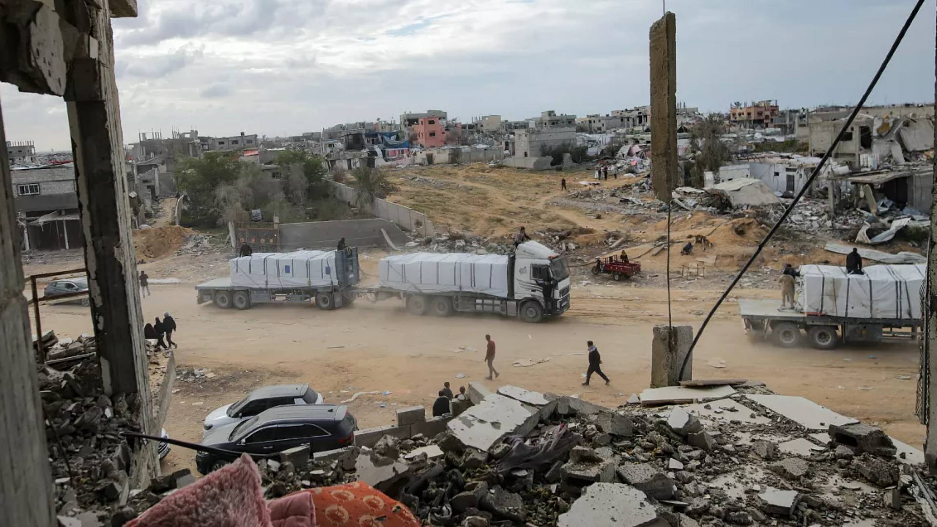 مكتب غزة الحكومي: الاحتلال يدعي أنه سيسمح بإدخال 9 شاحنات غذاء أطفال وهي قطرة في بحر الاحتياجات