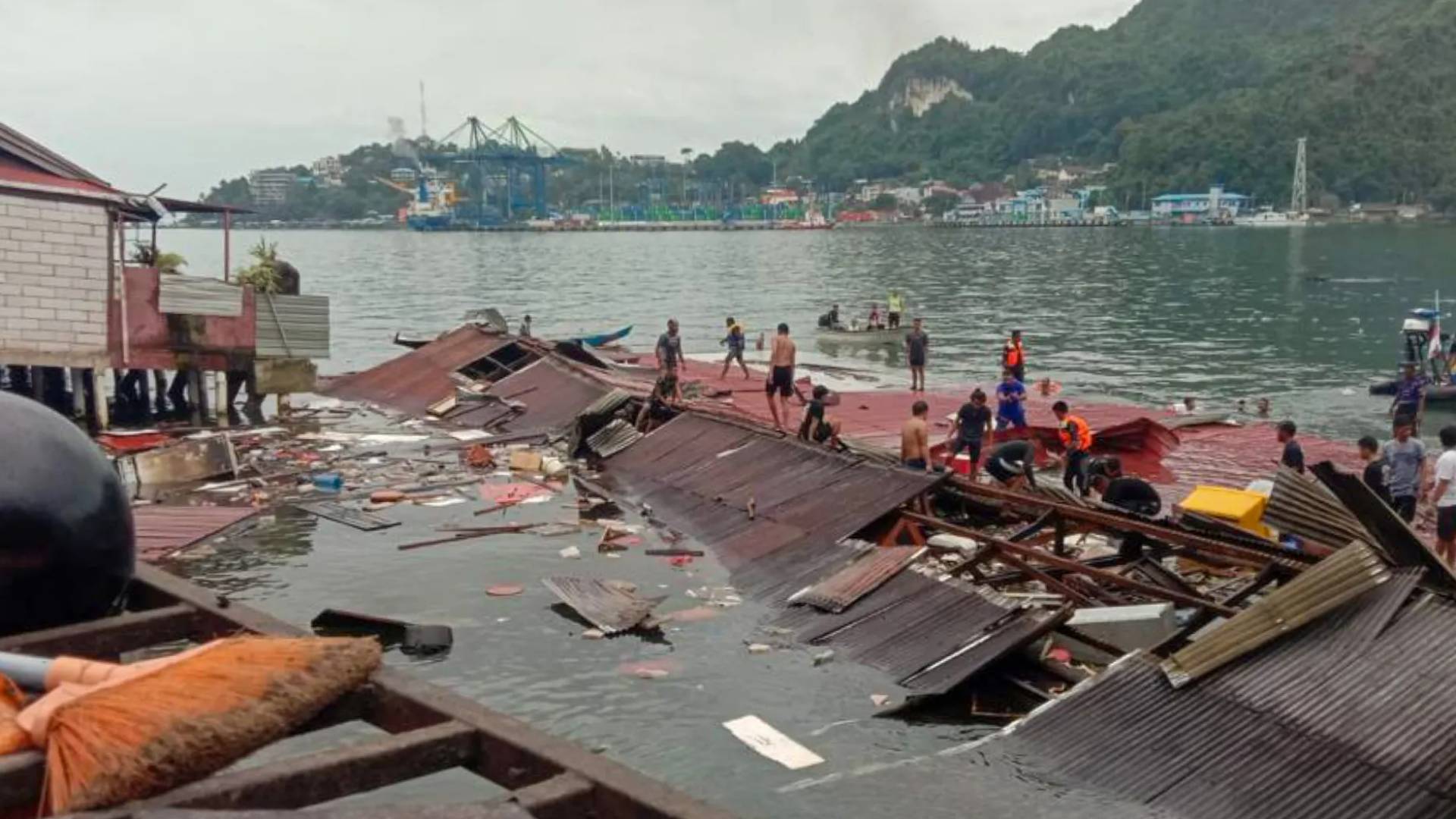 زلزال يضرب سواحل بحر بسمارك