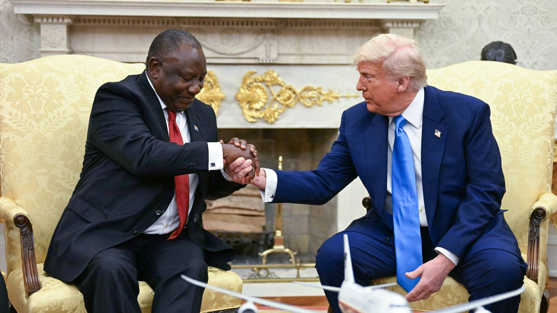الرئيس الأمريكي دونالد ترمب و رئيس جنوب إفريقيا سيريل رامافوزا
