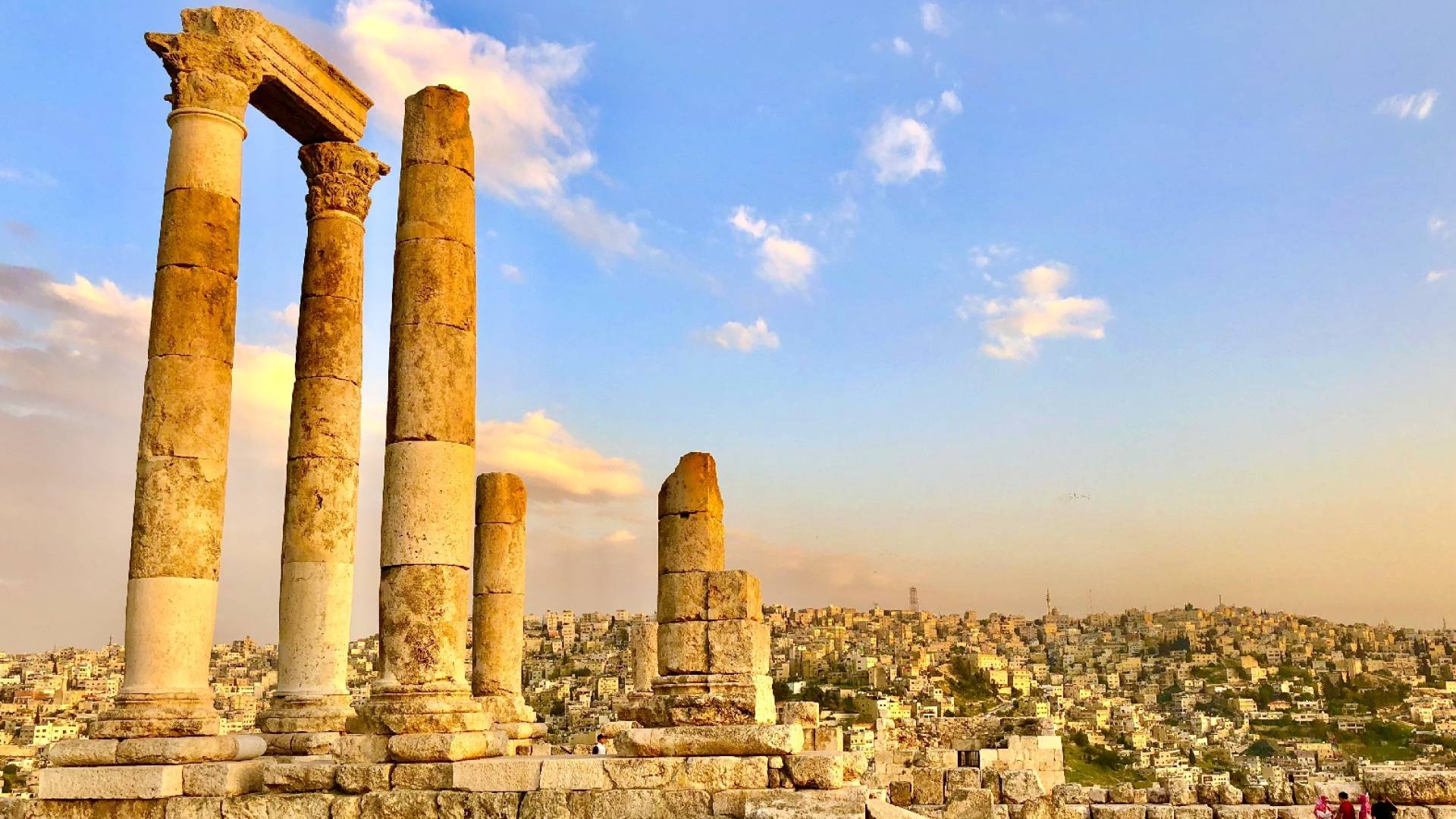 جانب من موقع جبل القلعة الأثري في العاصمة عمان