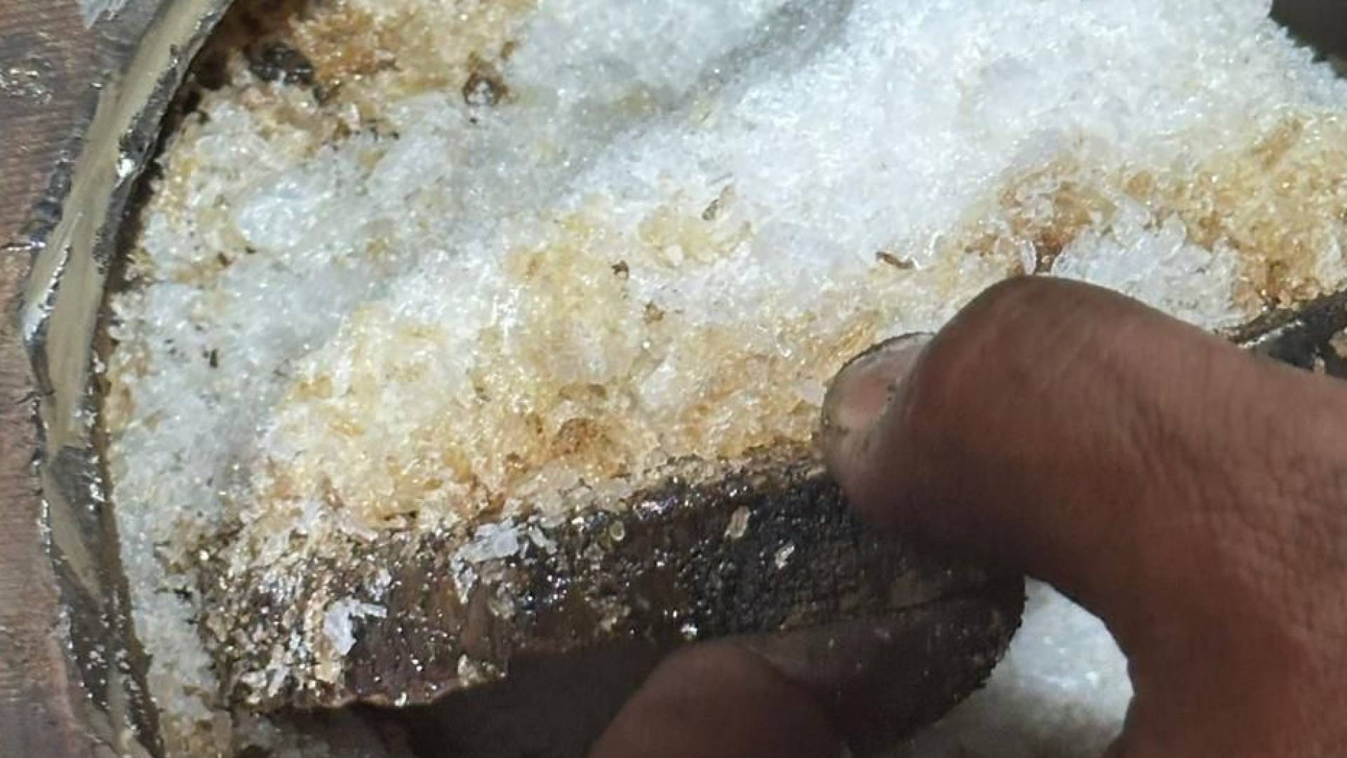 إحباط تهريب أكبر كمية من مادة الكريستال القاتلة منذ سنوات