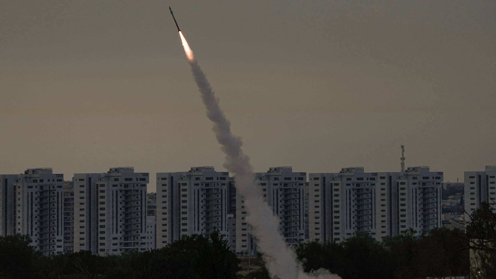 صاروخ - تعبيرية