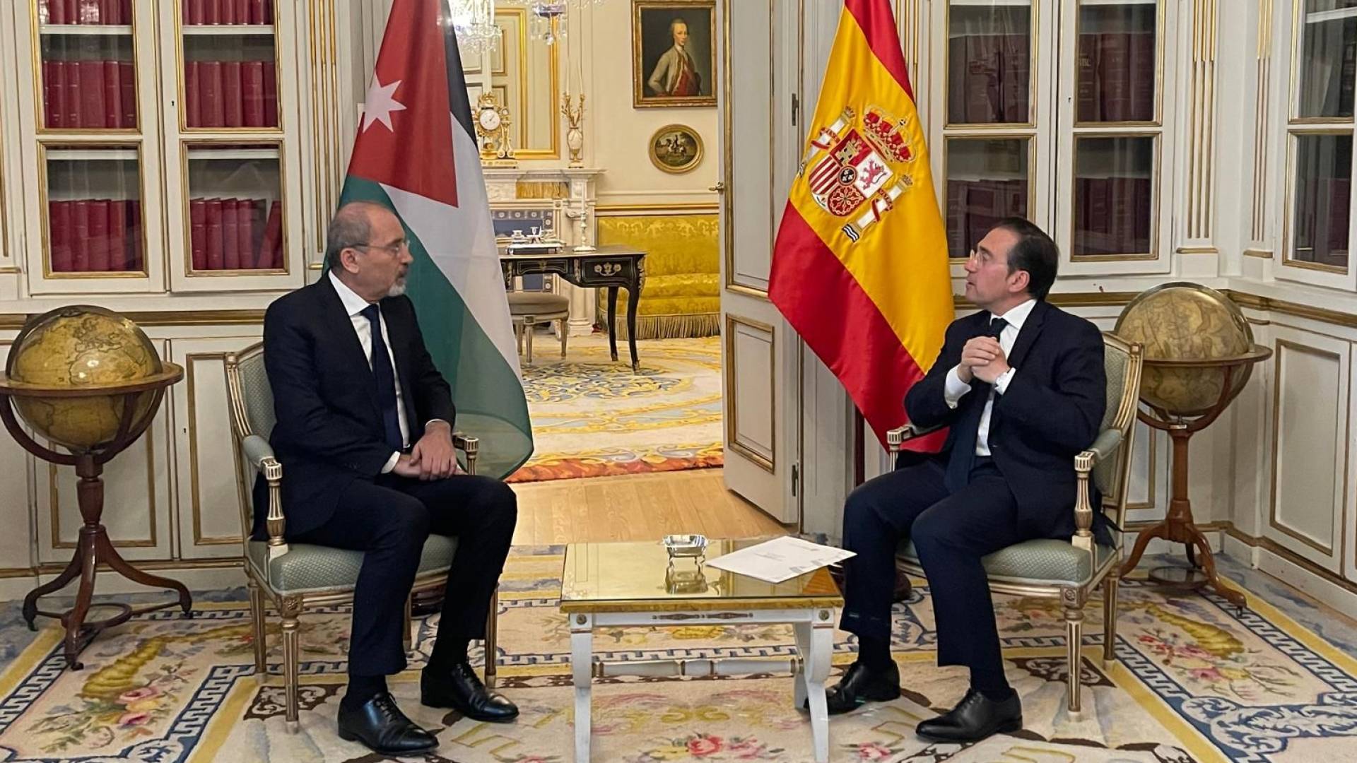 الصفدي يجري مباحثات موسعة مع وزير الشؤون الخارجية والاتحاد الأوروبي والتعاون الإسباني