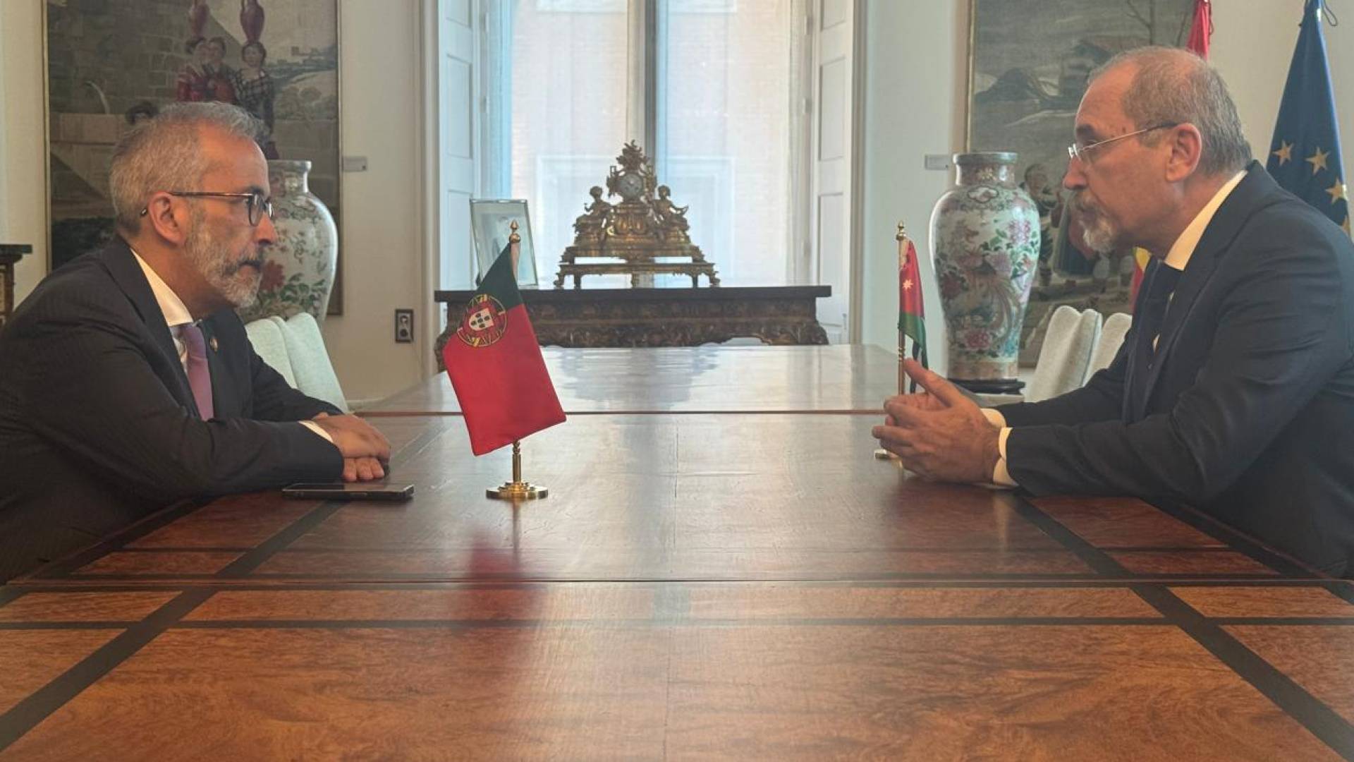 وزير الخارجية أيمن الصفدي ونظيره البرتغالي