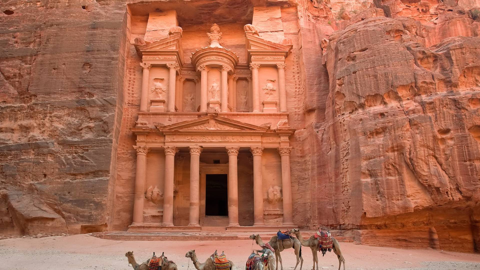 جانب من مدينة البترا الأثرية