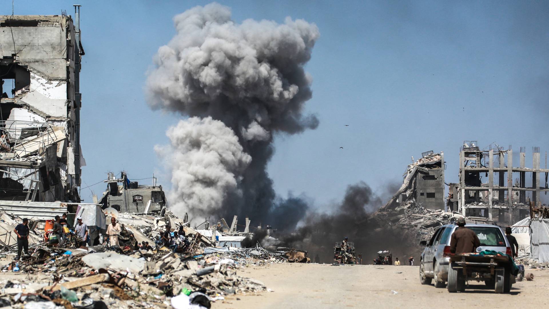 قصف على قطاع غزة