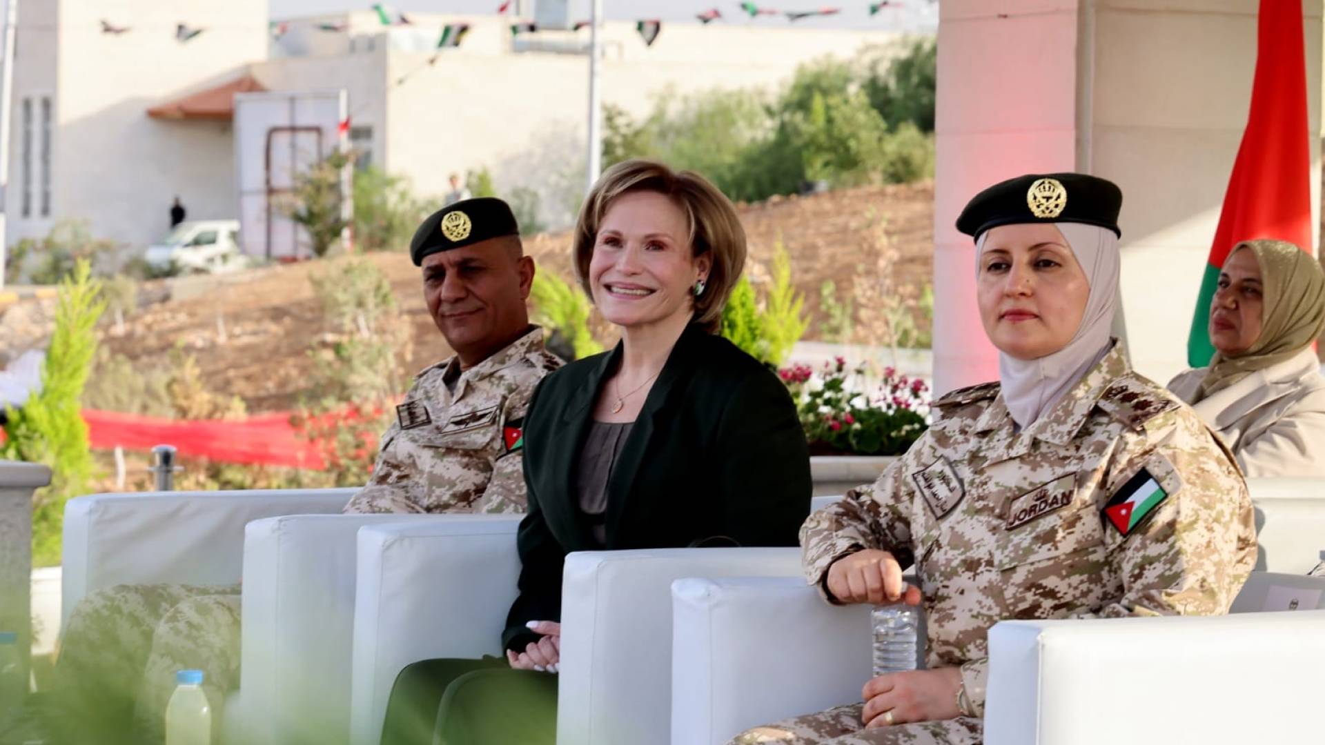 الأميرة عائشة بنت الحسين ترعى احتفال مديرية شؤون المرأة العسكرية