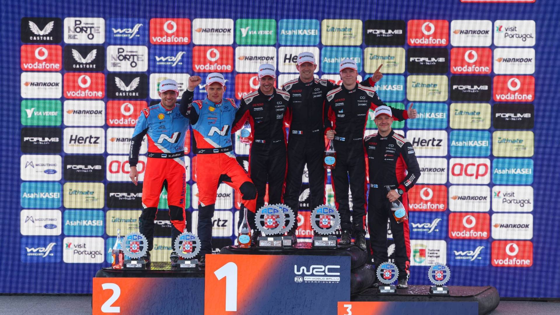 فريق تويوتا جازو للسباقات يعتلي منصة التتويج في رالي البرتغال مجددا