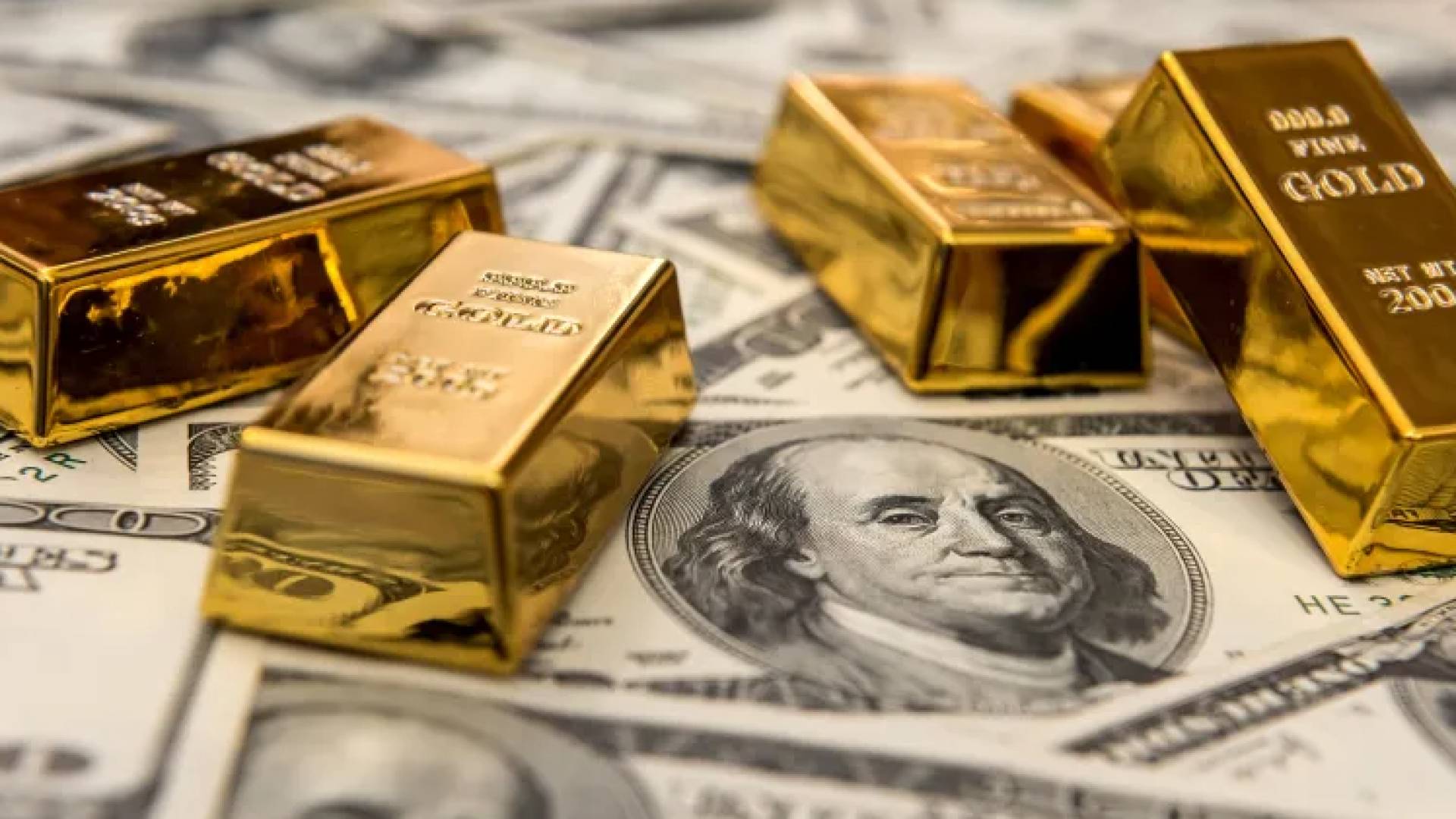 خبير اقتصادي يوضح عبر "رؤيا" توقعات أسعار الذهب والعملات الأجنبية والرقمية - فيديو