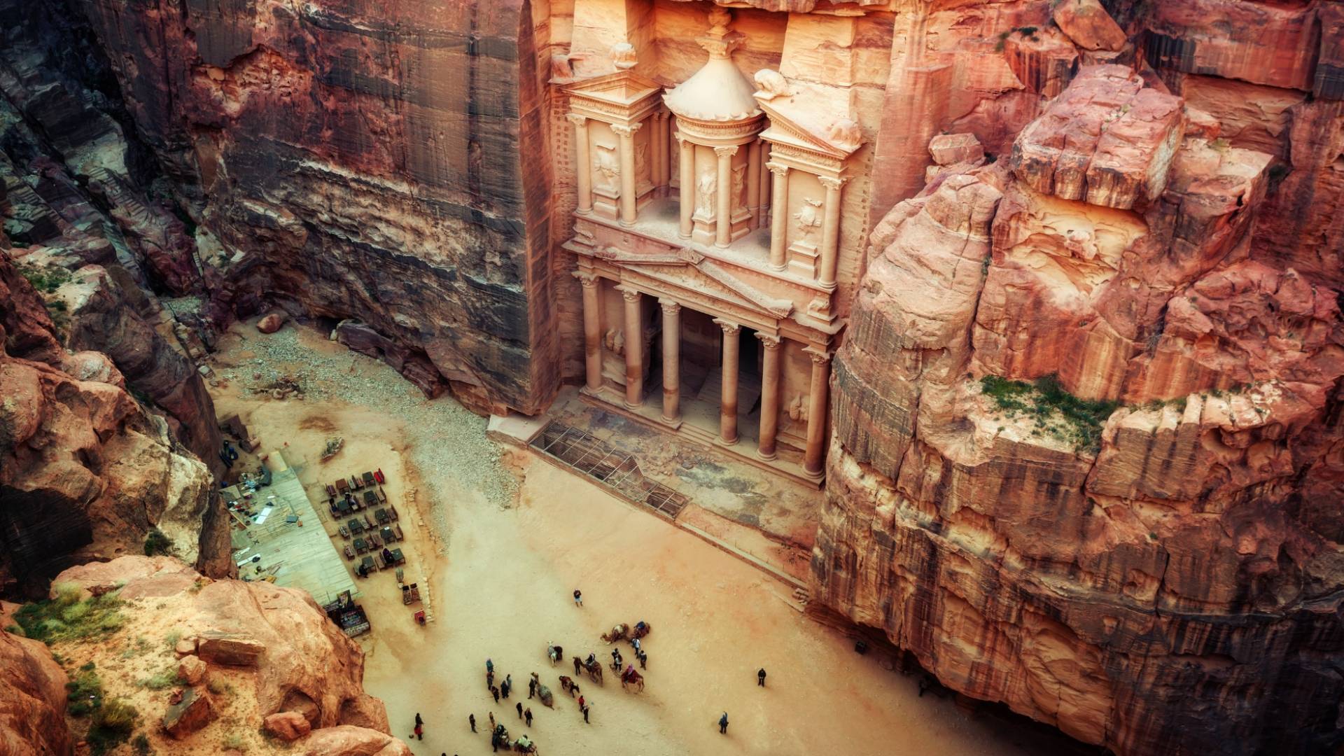 مدينة البترا الأثرية