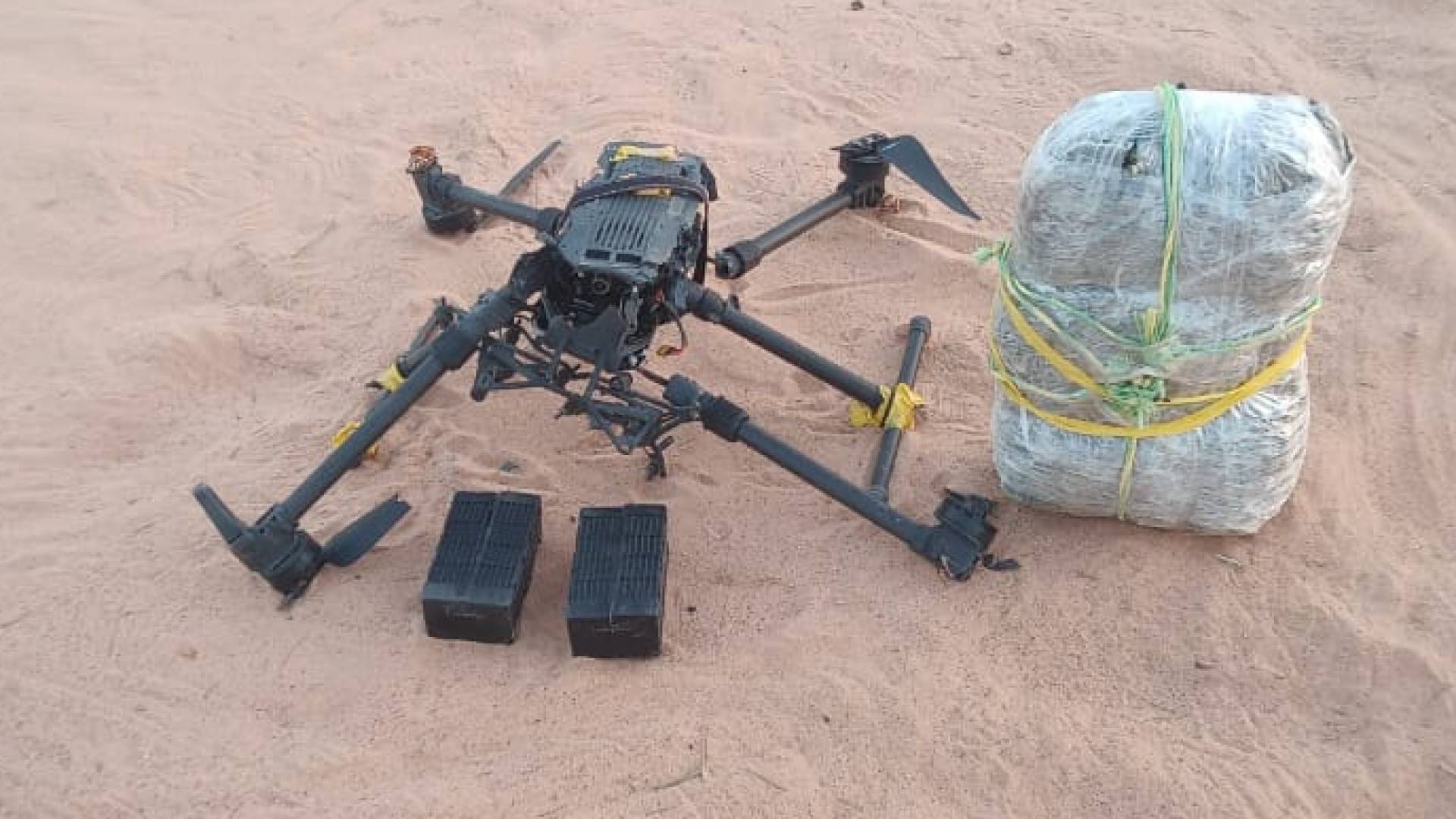 محاولة تهريب مواد مخدرة