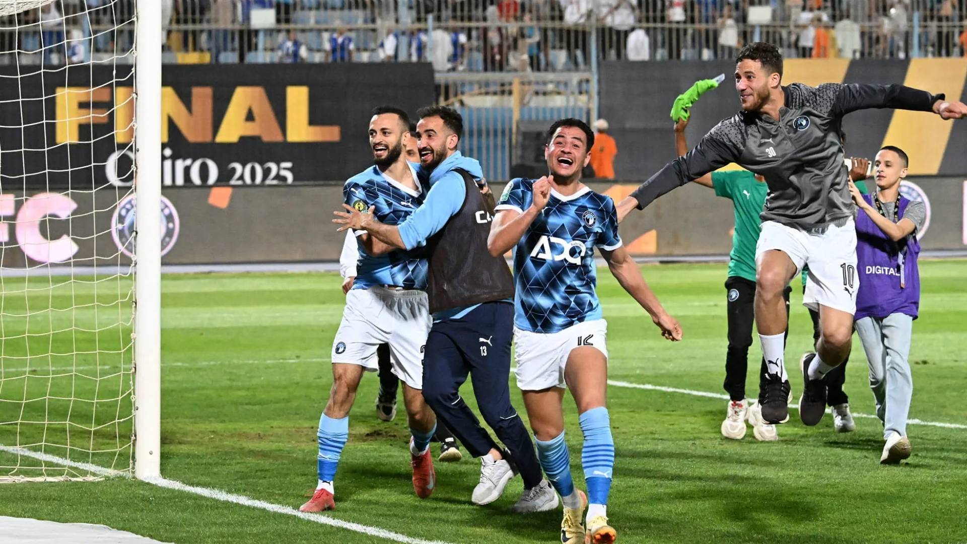 نادي بيراميدز