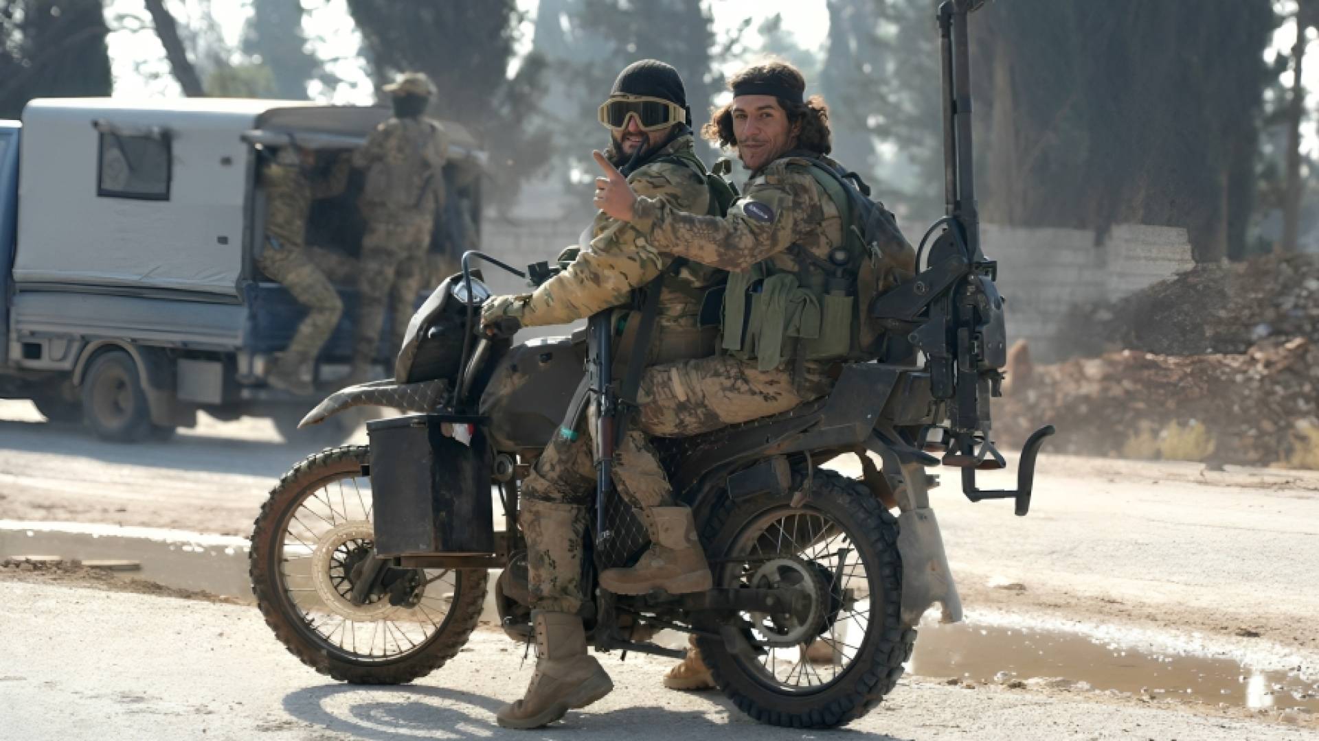 مقاتلين أجانب في الجيش السوري