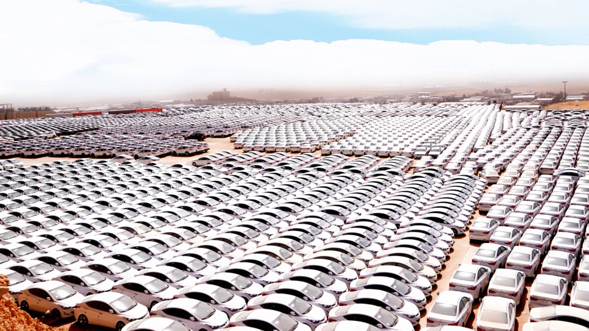 أبو ناصر: تراجع التخليص على المركبات في المنطقة الحرة الزرقاء بنسبة 17% خلال 2025