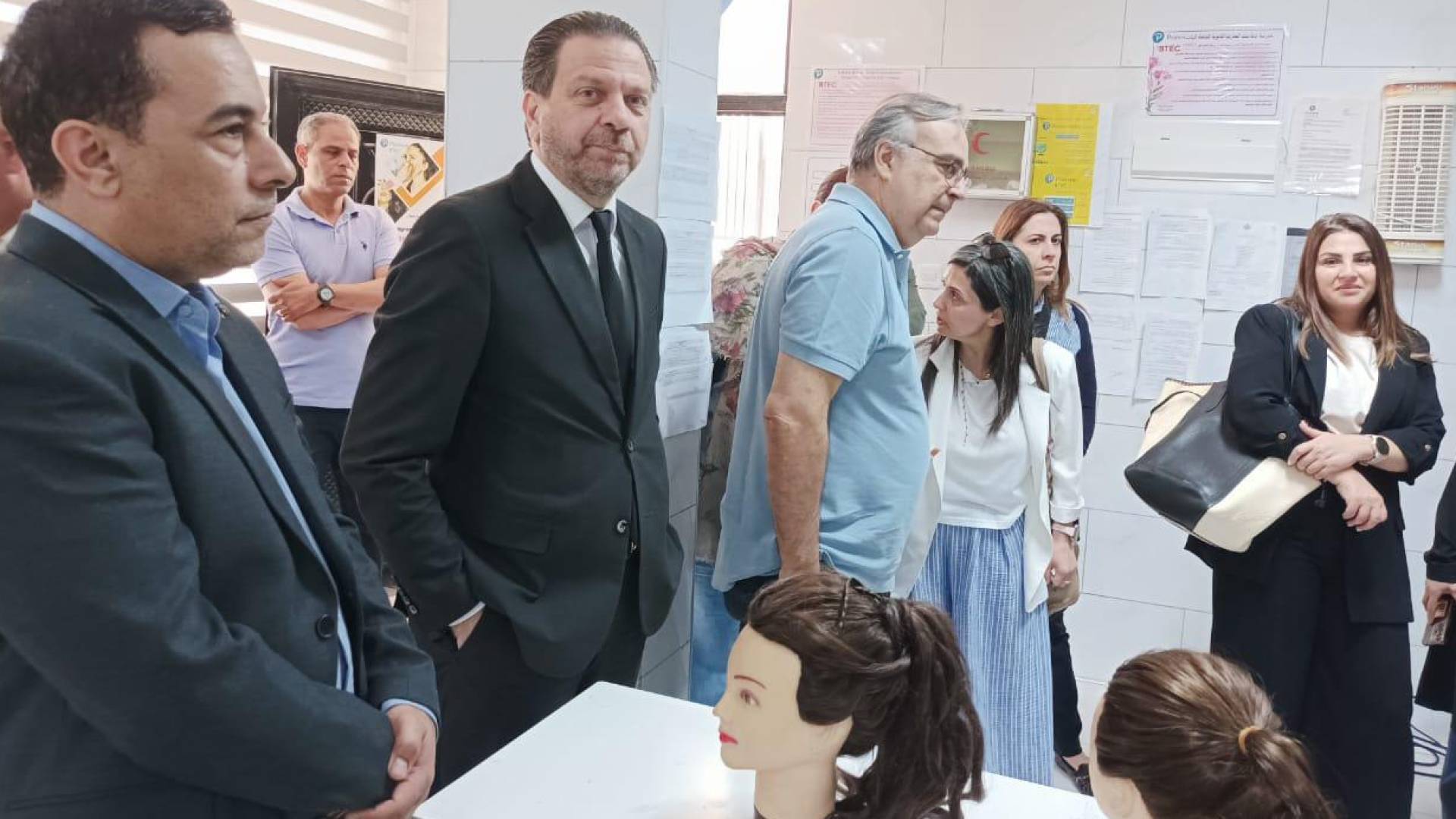 فريق من البنك الدولي يزور مدارس التعليم المهني في جرش