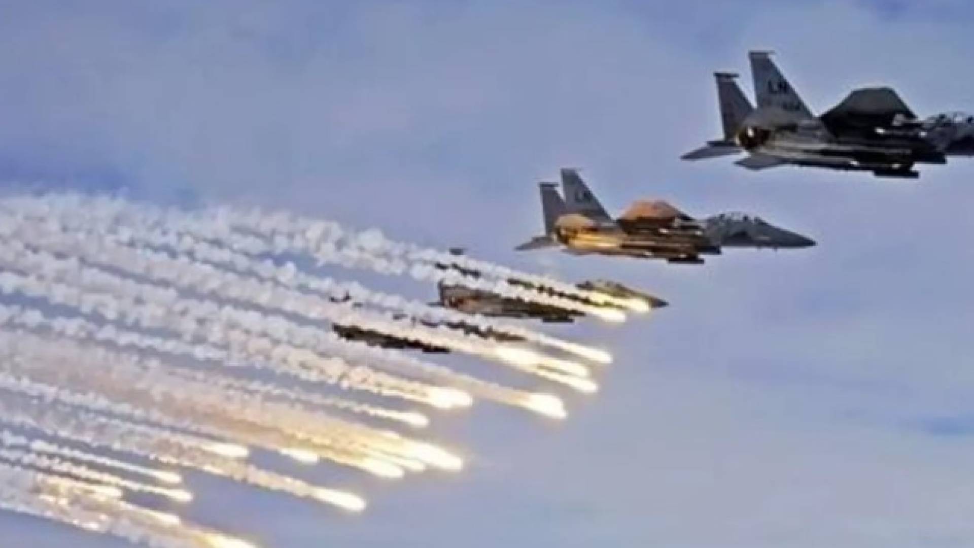 قصف جوي - تعبيرية