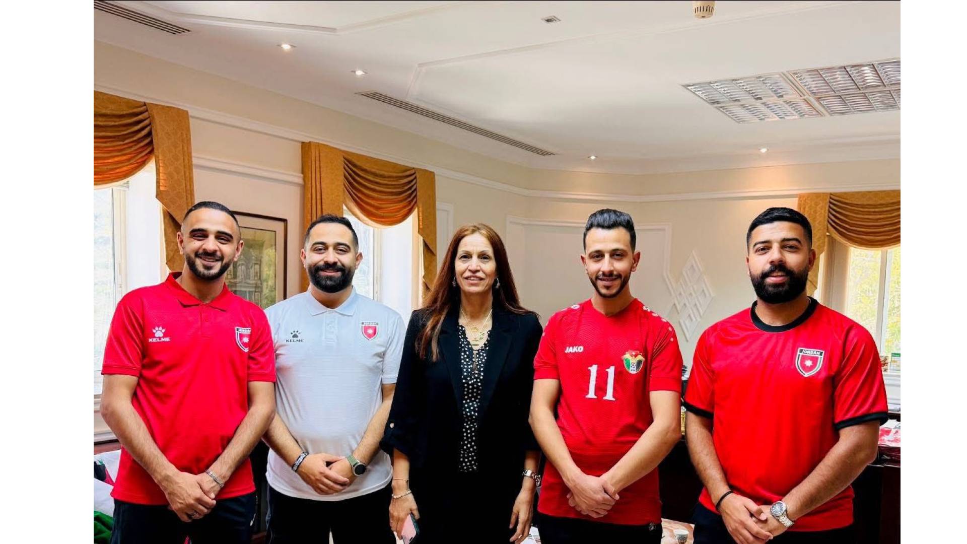 السفيرة الأردنية ثروة نعيمات