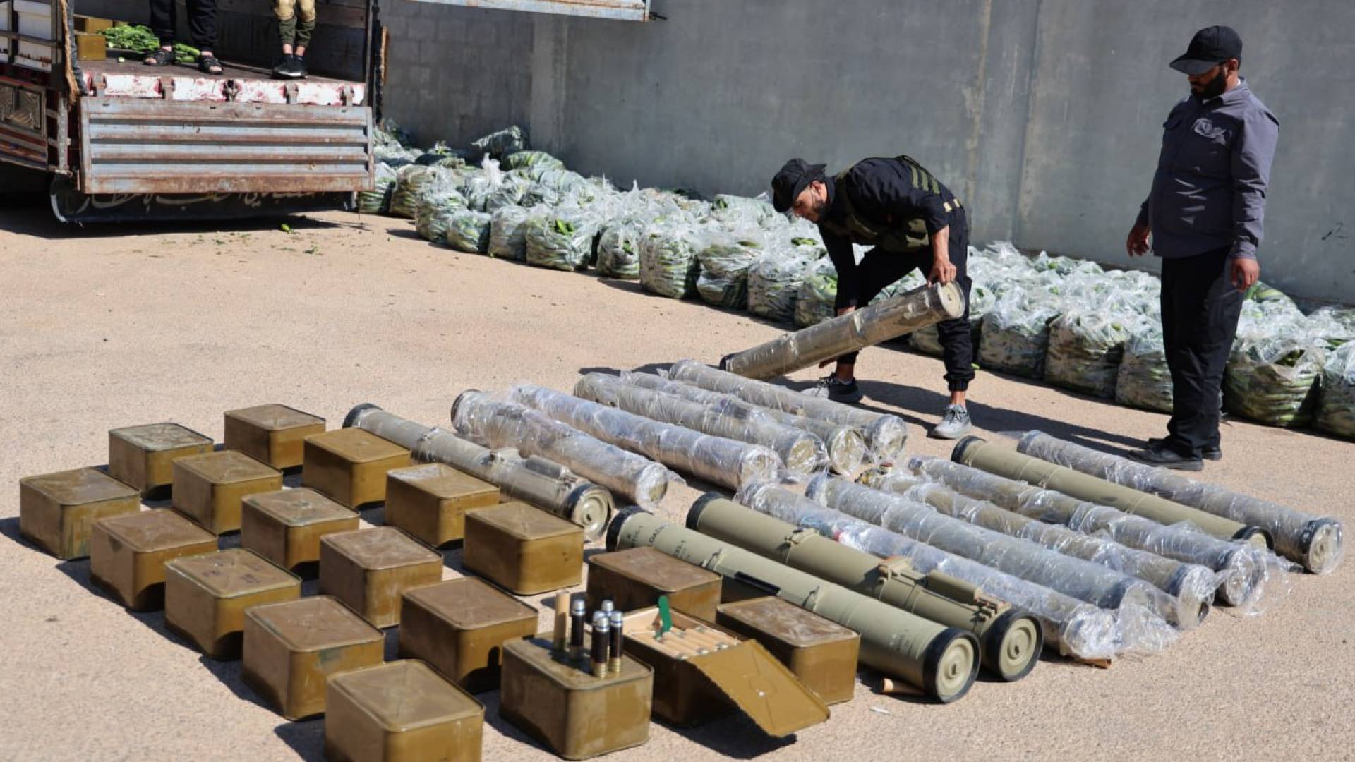 سوريا: إحباط تهريب شحنة أسلحة من ريف حمص إلى لبنان