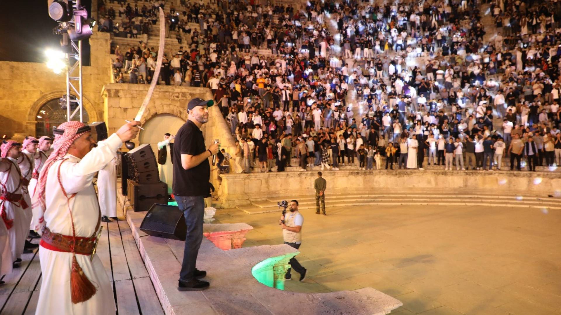 المدرج الروماني يحتضن فعاليات فنية وثقافية