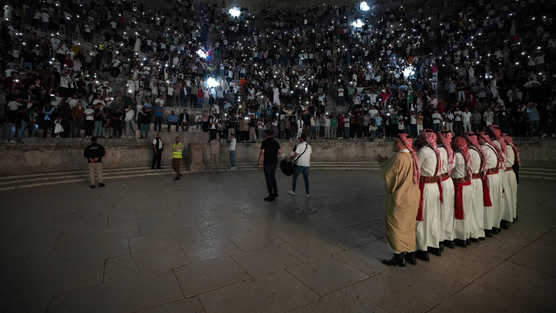 فعالية احتفالية بالمدرج الروماني بعمان في ثاني أيام العيد