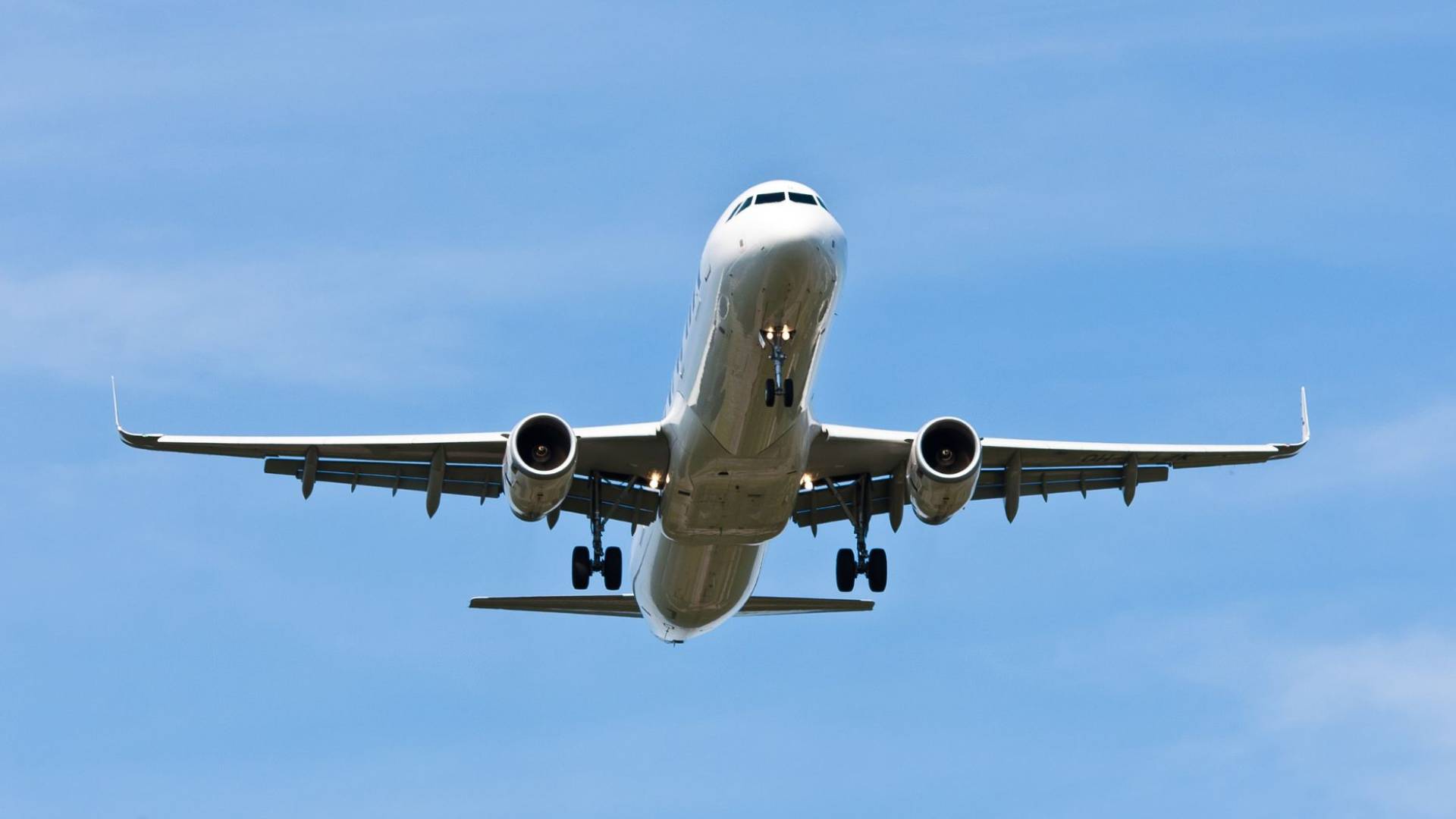 صورة تعبر عن حركة الطيران