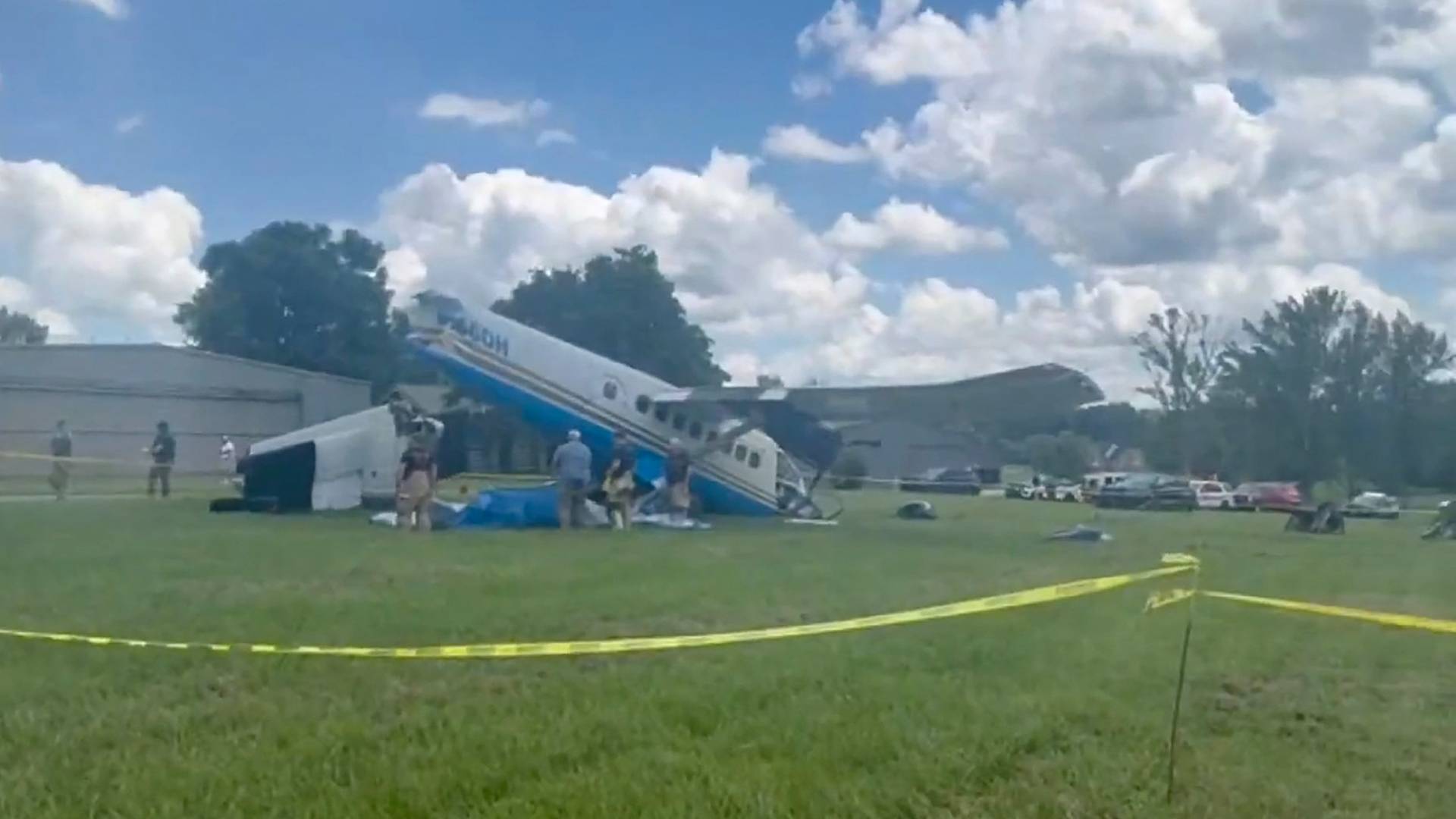 تحطم طائرة تقل 20 شخصا في ولاية تينيسي الأمريكية