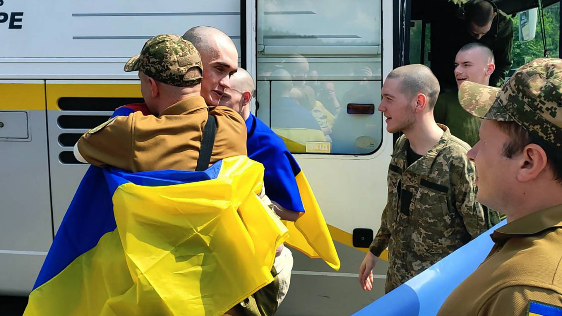 إتمام المرحلة الأولى من تبادل الأسرى بين روسيا وأوكرانيا