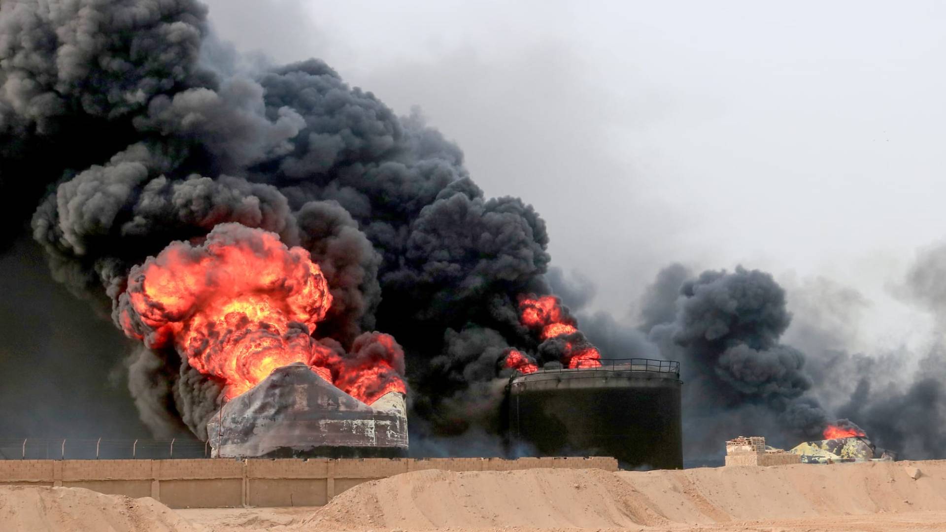 استهداف موانئ يمنية