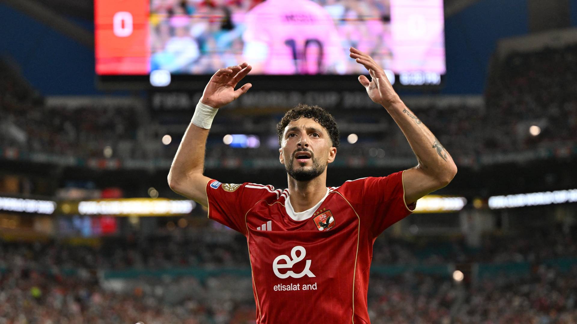 الفلسطيني وسام أبو علي